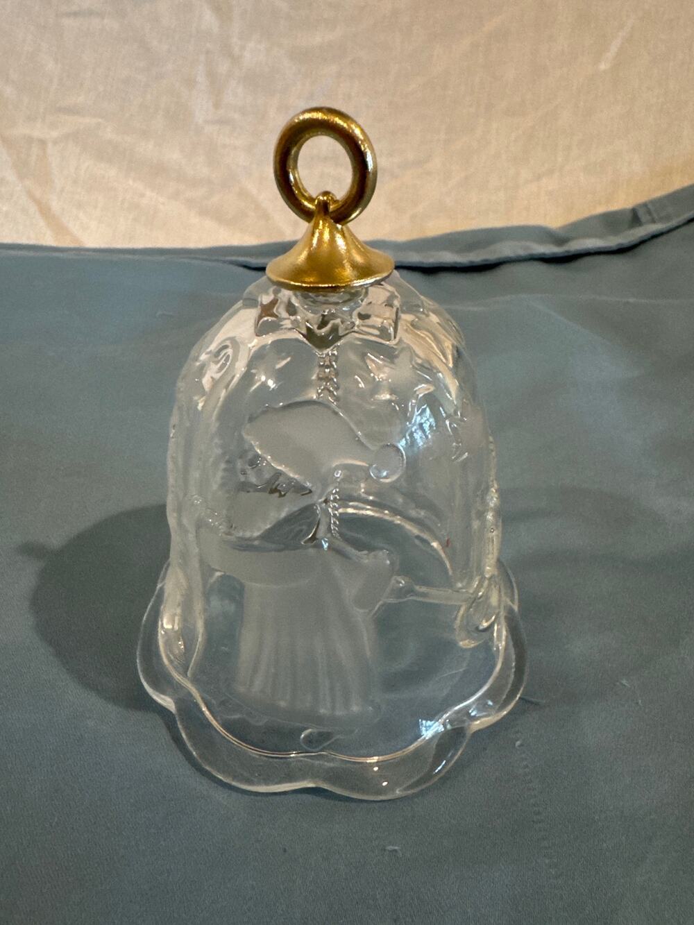 VTG Home Beautiful Mikasa Crystal Christmas Bell Holiday Lights Germany Frosted